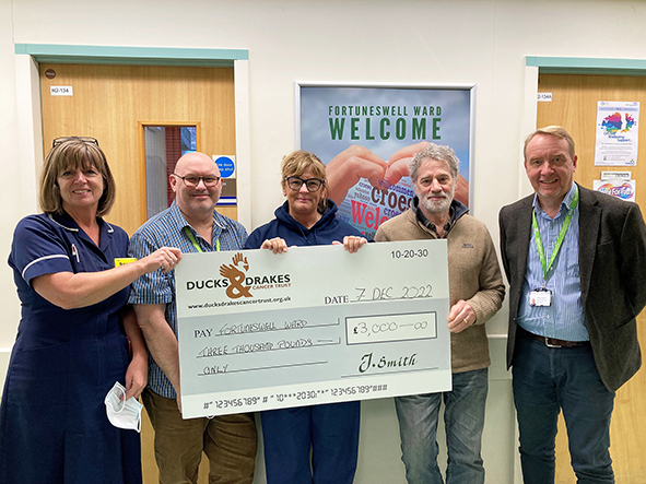 Ducks and Drakes donation to Fortuneswell Ward 7 Dec 2022